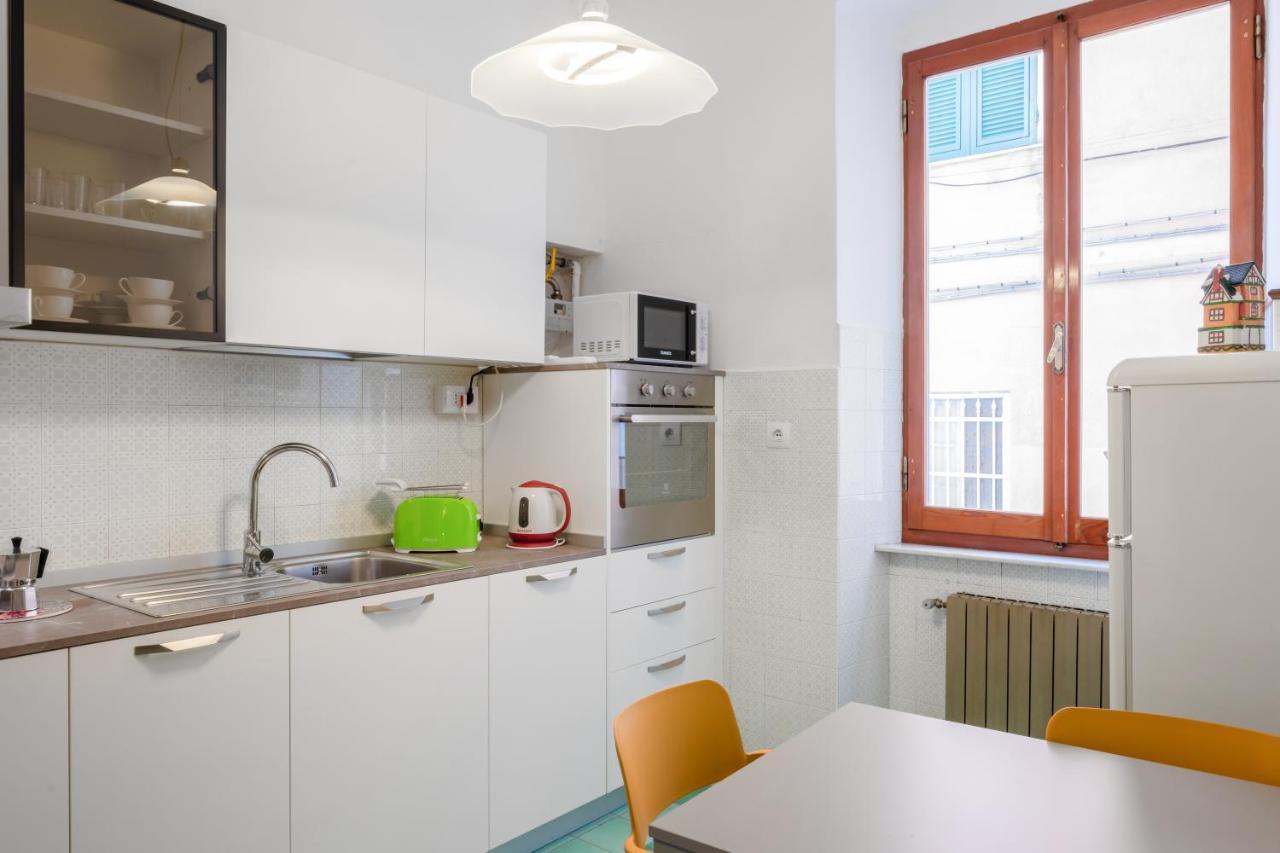 Cadimare Lovely Apartment ลาสเปเซีย ภายนอก รูปภาพ